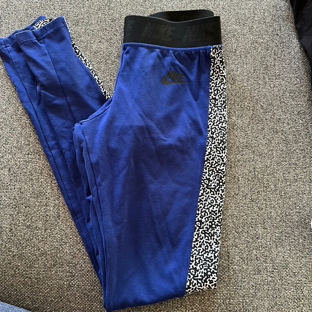 Nike workout leggings